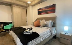 St. Louis Suites - Movistar Arena